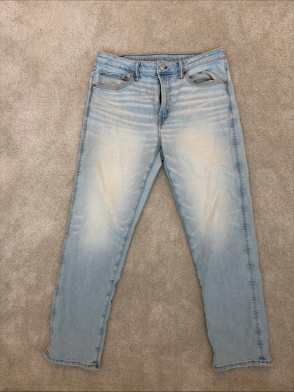Men's Light Blue Straight Jeans - Classic Straight Fit